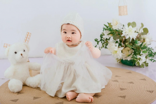 株洲宝宝在妈妈肚子里